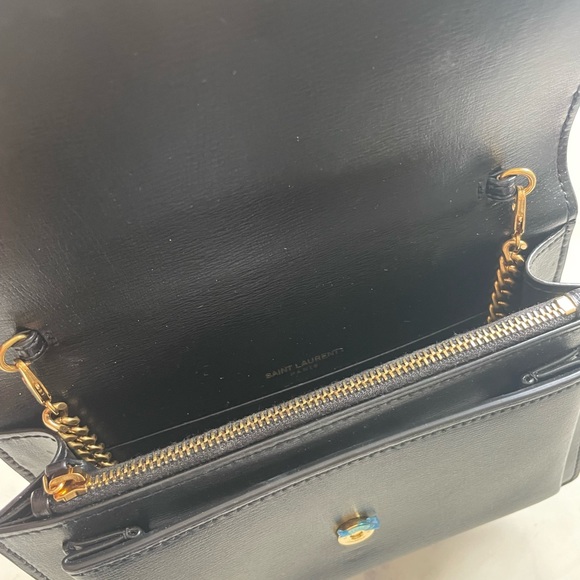 Like New - Sunset Chain Bag in Smooth Leather - Picture 2 of 10